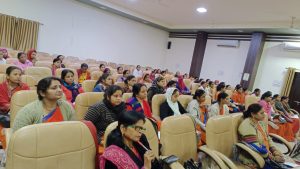 ग्वालियर आशा कार्यकर्ताओं की बैठक