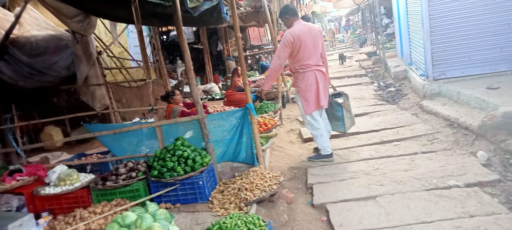 सब्जी विक्रेता